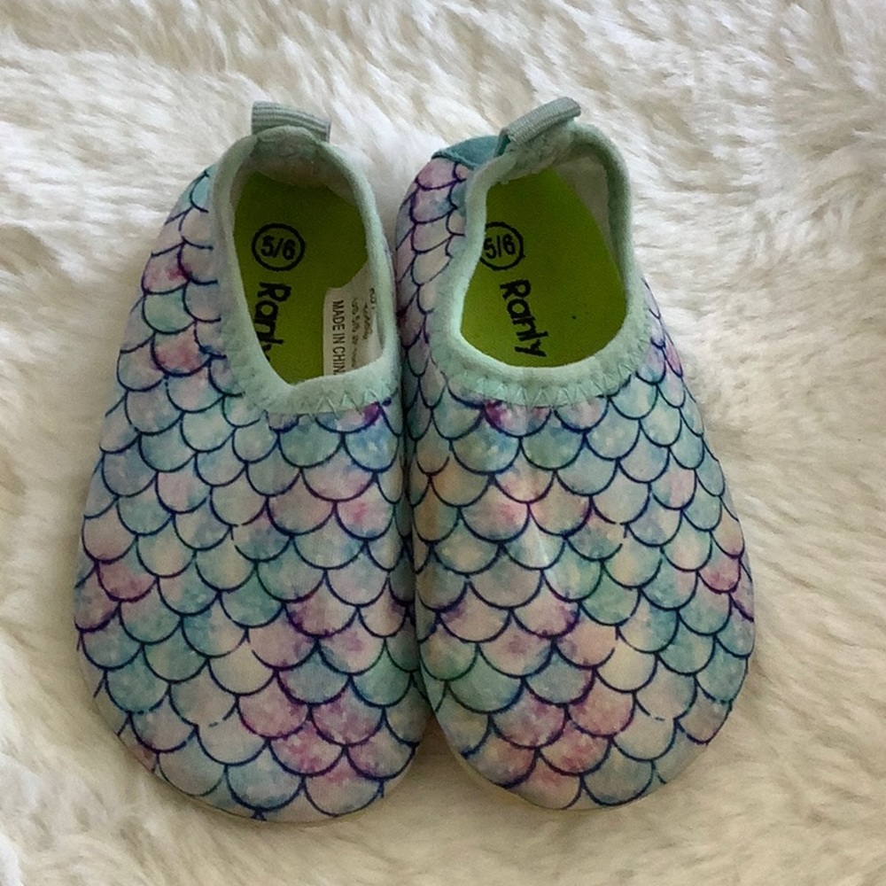 Mermaid water shoes toddler 5/6